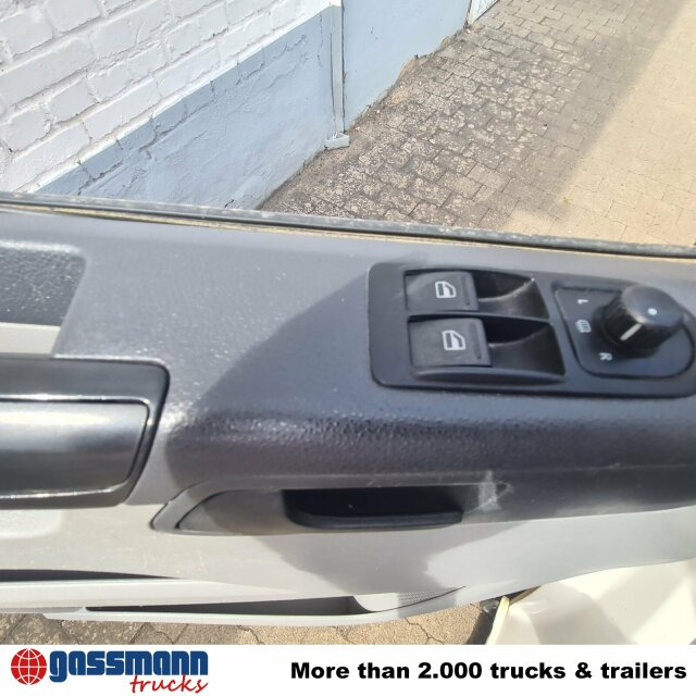 Volkswagen T5 2.0 TDI, Krankenwagen - Ātrās palīdzības mašīna: foto 5 Volkswagen T5 2.0 TDI, Krankenwagen - Ātrās palīdzības mašīna: foto 5