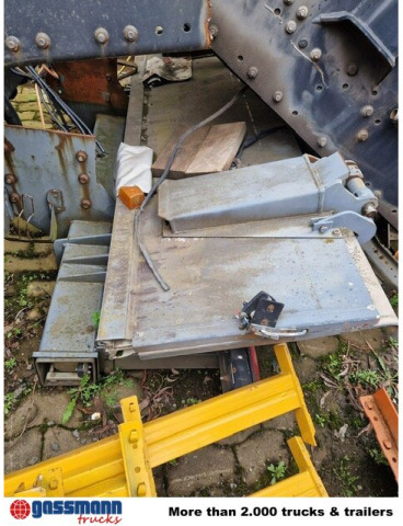 Diverse Ladebordwände 1-2to, demontiert, - Kravas lifts: foto 4 Diverse Ladebordwände 1-2to, demontiert, - Kravas lifts: foto 4