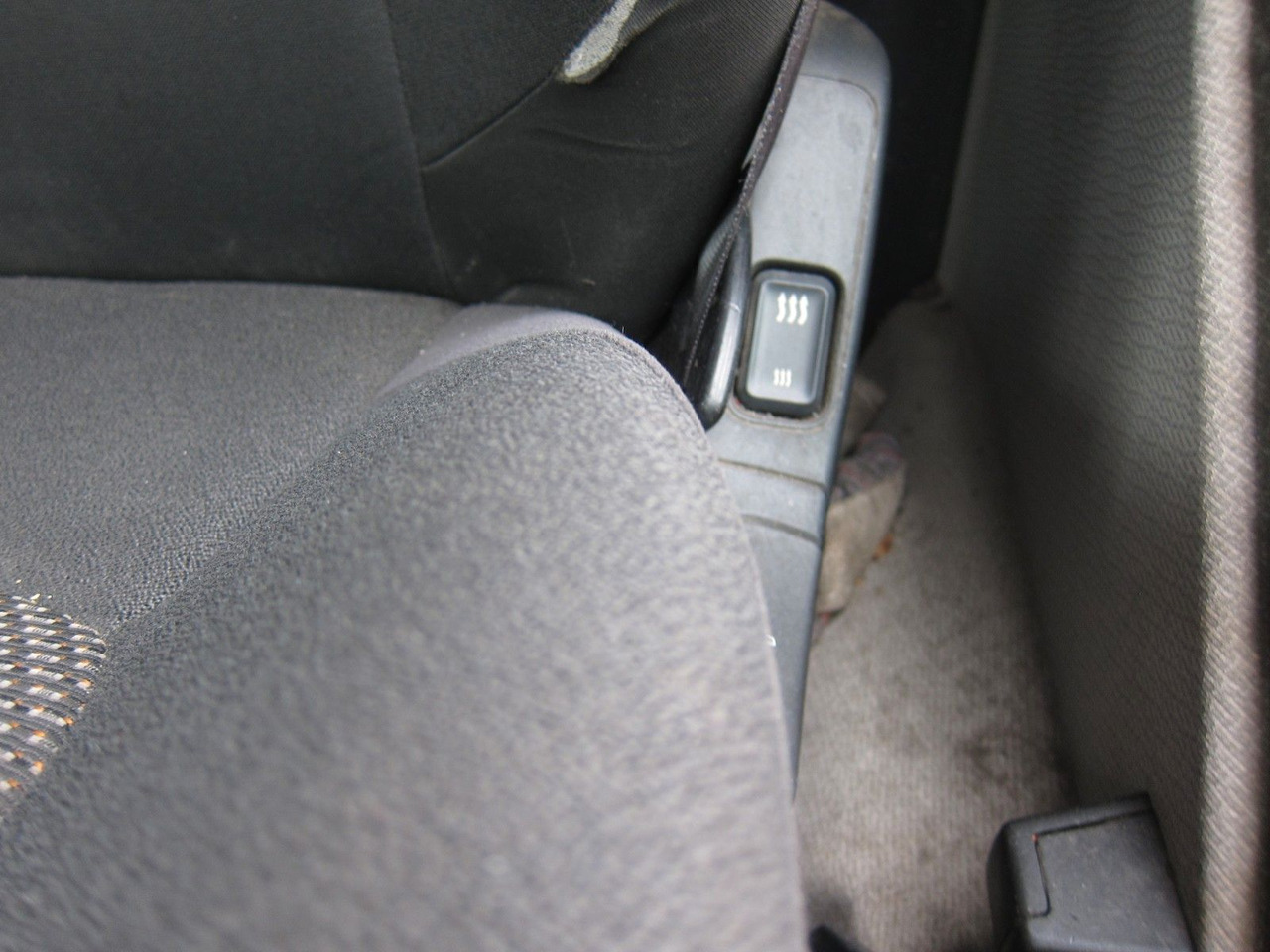 Kravas automašīna ar tentu DAF CF 230 19T Schiebeplane LBW Portalturen: foto 11 Kravas automašīna ar tentu DAF CF 230 19T Schiebeplane LBW Portalturen: foto 11