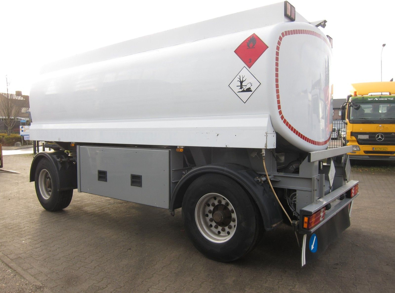 Lindner & Fischer 18400ltr 3 Kammern Oben-Unten - Piekabe cisterna: foto 4 Lindner & Fischer 18400ltr 3 Kammern Oben-Unten - Piekabe cisterna: foto 4