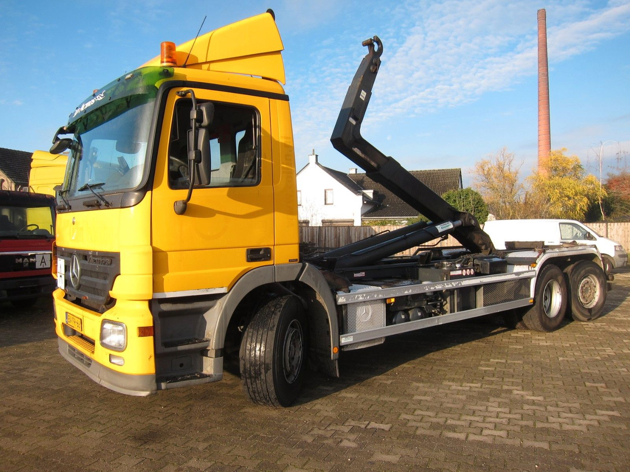 Mercedes-Benz Actros 2536 L 6X2*4 Hiab Multilift 470tkm - Pacēlājs ar āķi: foto 2 Mercedes-Benz Actros 2536 L 6X2*4 Hiab Multilift 470tkm - Pacēlājs ar āķi: foto 2