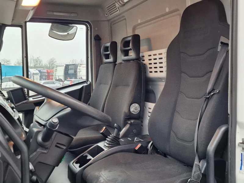 Izometriskais kravas automašīna Iveco Eurocargo 120.250 4x2 - Thermoking T-800R Frigo - Loadlift - Euro 6 - Automatic: foto 10