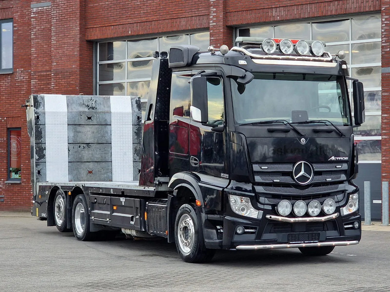 Mercedes-Benz Actros 2553 6x2 - Flabad hydraulic ramps/extension - Winch - Camera - Machine mover - Autovedējs: foto 2 Mercedes-Benz Actros 2553 6x2 - Flabad hydraulic ramps/extension - Winch - Camera - Machine mover - Autovedējs: foto 2