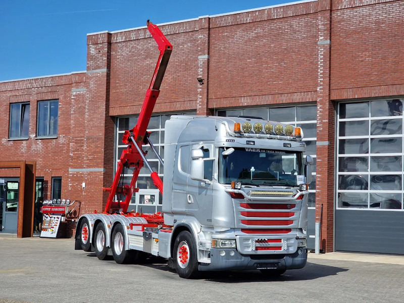 Scania R490 8x4*4 - HIAB XR24SL58 24T hooklift - Euro 6 - Full air - Steering axle - Pacēlājs ar āķi: foto 1 Scania R490 8x4*4 - HIAB XR24SL58 24T hooklift - Euro 6 - Full air - Steering axle - Pacēlājs ar āķi: foto 1
