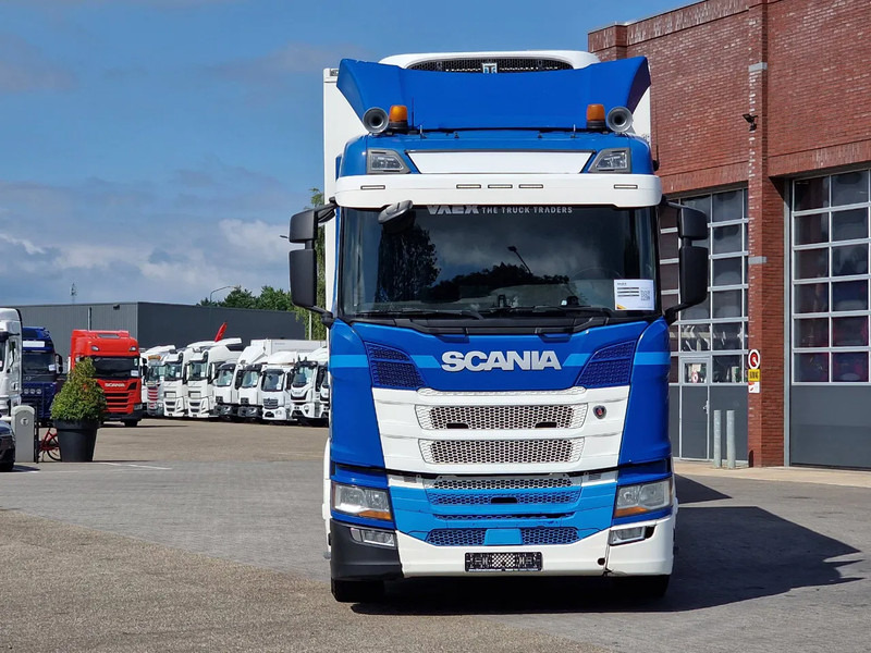 Scania R500 NGS B6X2NB / Trailer-Bygg 12-2004 / Frigobox Sidedoors / Rohrbahen / hooks - Kravas automašīna refrižerators: foto 2 Scania R500 NGS B6X2NB / Trailer-Bygg 12-2004 / Frigobox Sidedoors / Rohrbahen / hooks - Kravas automašīna refrižerators: foto 2