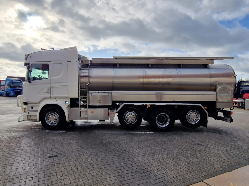 Scania R520 V8 8x2*4 - Tank - 19.000L - 4 compartments - Pump and counter - Retarder - Autocisterna: foto 4 Scania R520 V8 8x2*4 - Tank - 19.000L - 4 compartments - Pump and counter - Retarder - Autocisterna: foto 4