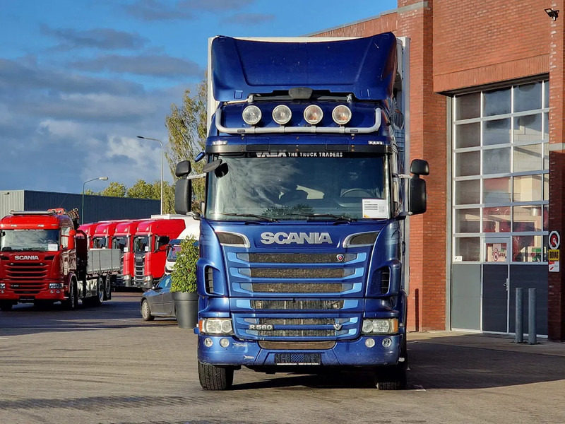 Scania R560 V8 Topline 6x2*4 - Frigo - Loadlift - Full air - Euro 5 - Izometriskais kravas automašīna: foto 2 Scania R560 V8 Topline 6x2*4 - Frigo - Loadlift - Full air - Euro 5 - Izometriskais kravas automašīna: foto 2