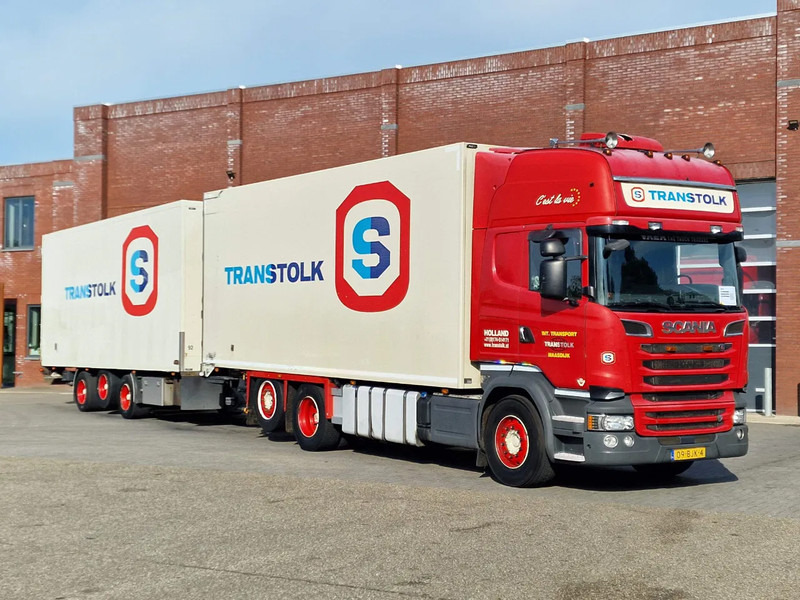 Scania R580 Topline 6x2*4 Frigo + Burg trailer - Retarder - Steering axle - Night clima - Kravas automašīna refrižerators: foto 1 Scania R580 Topline 6x2*4 Frigo + Burg trailer - Retarder - Steering axle - Night clima - Kravas automašīna refrižerators: foto 1