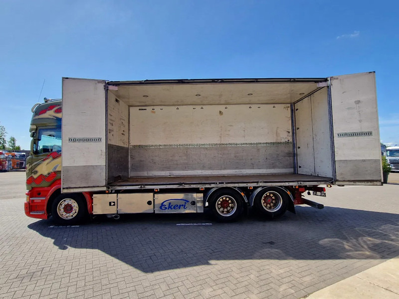 Scania R580 V8 Topline 6x2 - Box with sidedoors - Retarder - Full air - 4.55WB - Kravas automašīna ar slēgto virsbūvi: foto 5 Scania R580 V8 Topline 6x2 - Box with sidedoors - Retarder - Full air - 4.55WB - Kravas automašīna ar slēgto virsbūvi: foto 5