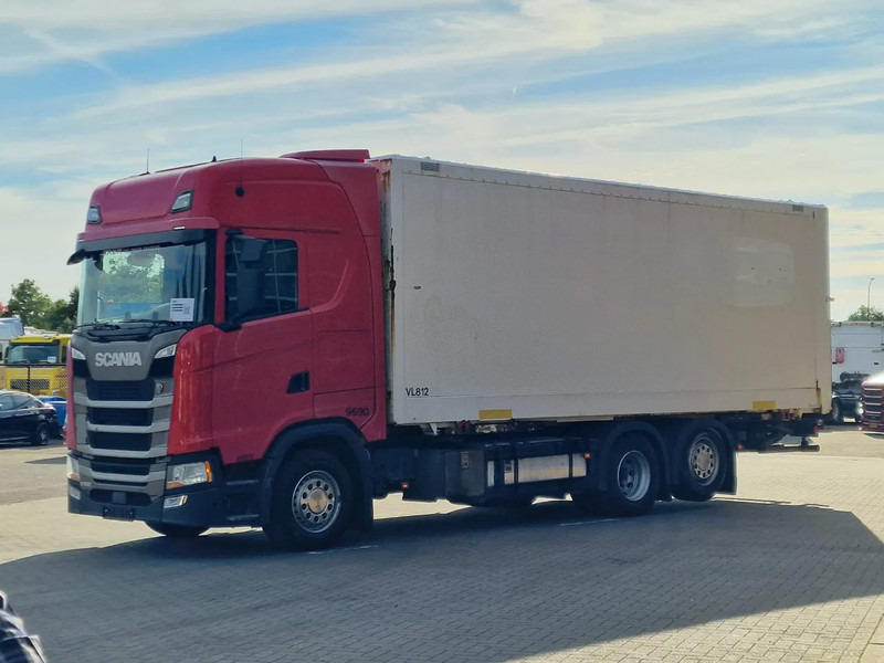 Scania S500 NGS Highline 6x2 - BDF - Full air - Loadlift - Box - Navi - Retarder - Konteineru vedējs/ Kravas automašīna ar noņemamā virsbūve: foto 3 Scania S500 NGS Highline 6x2 - BDF - Full air - Loadlift - Box - Navi - Retarder - Konteineru vedējs/ Kravas automašīna ar noņemamā virsbūve: foto 3