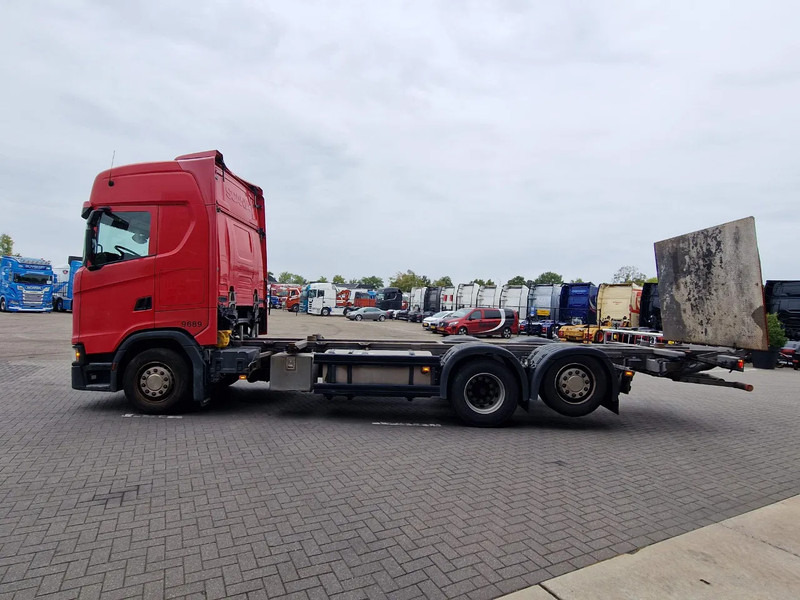 Scania S500 NGS Highline 6x2 - BDF - Full air - Loadlift - Navi - Retarder - Konteineru vedējs/ Kravas automašīna ar noņemamā virsbūve: foto 4 Scania S500 NGS Highline 6x2 - BDF - Full air - Loadlift - Navi - Retarder - Konteineru vedējs/ Kravas automašīna ar noņemamā virsbūve: foto 4