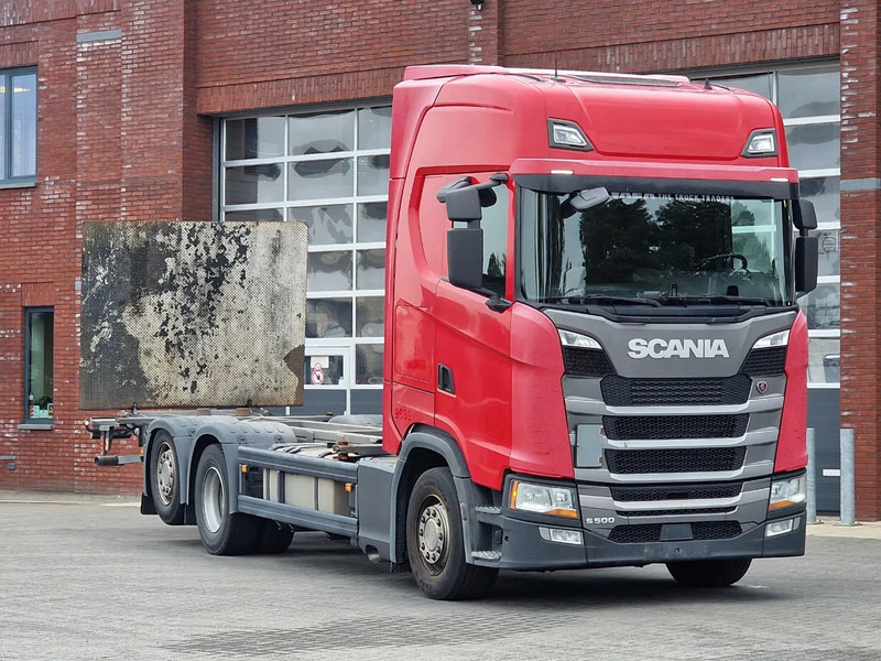 Scania S500 NGS Highline 6x2 - BDF - Full air - Loadlift - Navi - Retarder - Konteineru vedējs/ Kravas automašīna ar noņemamā virsbūve: foto 1 Scania S500 NGS Highline 6x2 - BDF - Full air - Loadlift - Navi - Retarder - Konteineru vedējs/ Kravas automašīna ar noņemamā virsbūve: foto 1