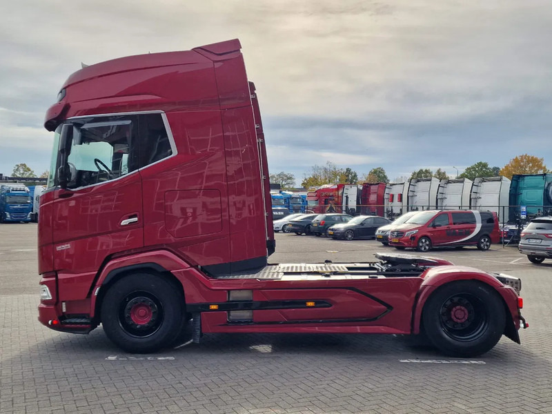 DAF XG+ 530 4x2 - Full spec - New engine - Full air - Leather interior - 2x tank - - Vilcējs: foto 4 DAF XG+ 530 4x2 - Full spec - New engine - Full air - Leather interior - 2x tank - - Vilcējs: foto 4