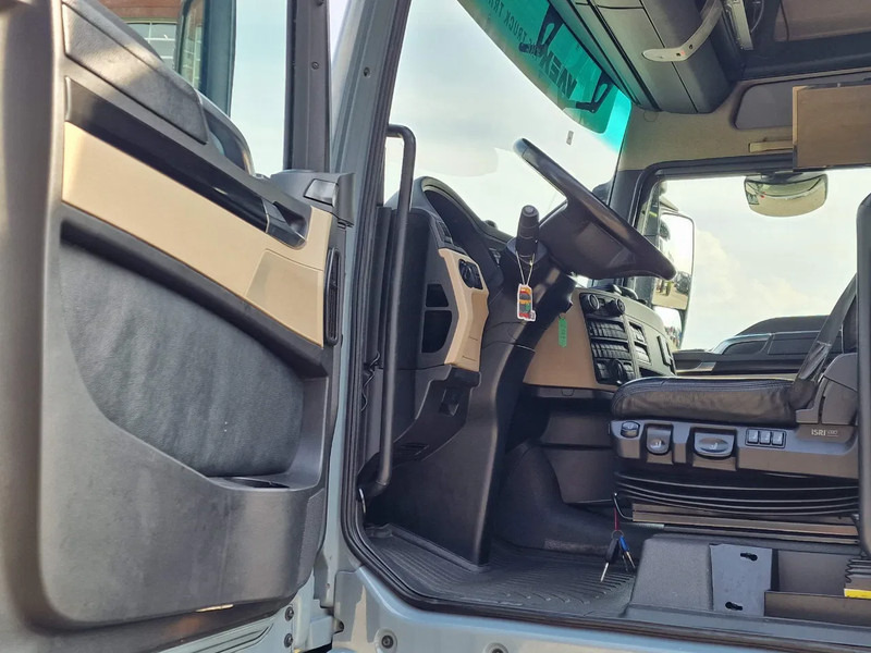 Vilcējs MAN TGX 18.580 4x2 XL - Retarder - PTO/Hydraulic - Night clima - Full spoiler - Alloy wheels: foto 9