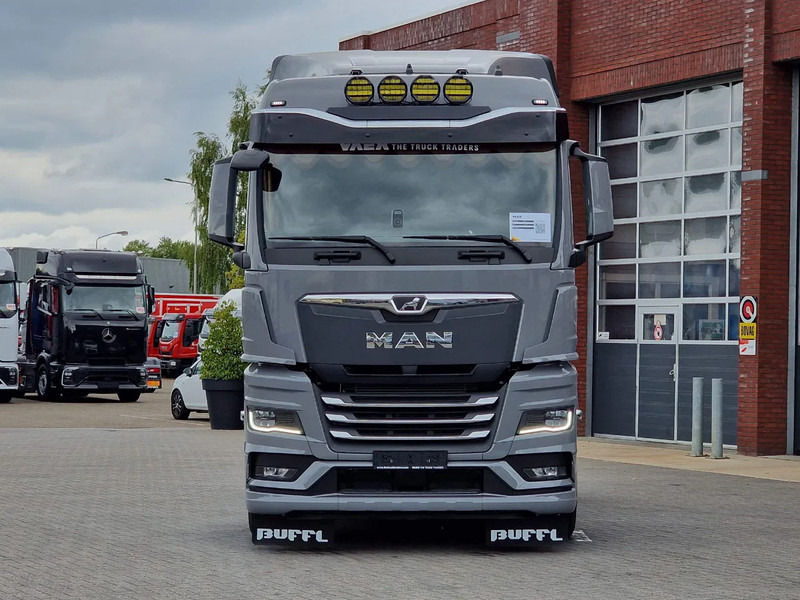 MAN TGX 26.540 6x2/4 - New - Retarder - PTO - Custom exterior - Chassis cover - NEW - Vilcējs: foto 2 MAN TGX 26.540 6x2/4 - New - Retarder - PTO - Custom exterior - Chassis cover - NEW - Vilcējs: foto 2