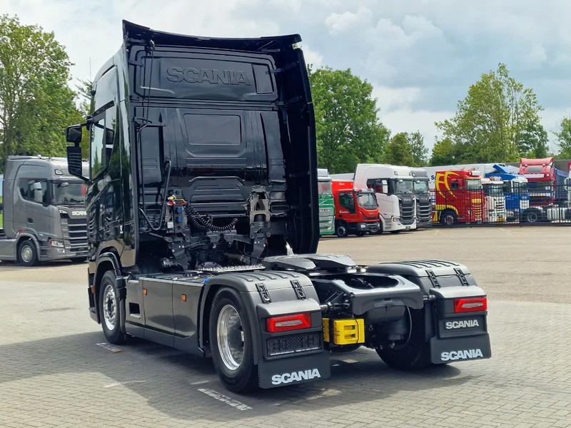 Scania 500S NGS Highline 4x2 - New - Full spec - Retarder - Night clima - Full air - Leather - Vilcējs: foto 5 Scania 500S NGS Highline 4x2 - New - Full spec - Retarder - Night clima - Full air - Leather - Vilcējs: foto 5