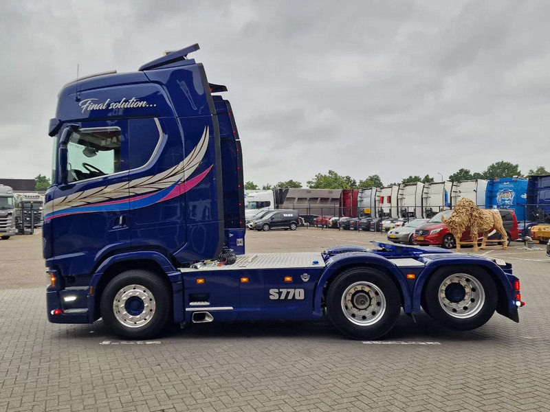 Scania 770S V8 NGS Highline 6x2 - Show truck - Special paint - Custom interior - Retarder - Full air - Night clima - Vilcējs: foto 4 Scania 770S V8 NGS Highline 6x2 - Show truck - Special paint - Custom interior - Retarder - Full air - Night clima - Vilcējs: foto 4