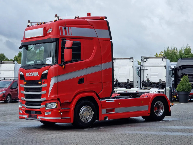 Scania S500 NGS Highline 4x2 - Retarder - Night clima - 2x tank - Full spoiler - Led - Vilcējs: foto 4 Scania S500 NGS Highline 4x2 - Retarder - Night clima - 2x tank - Full spoiler - Led - Vilcējs: foto 4