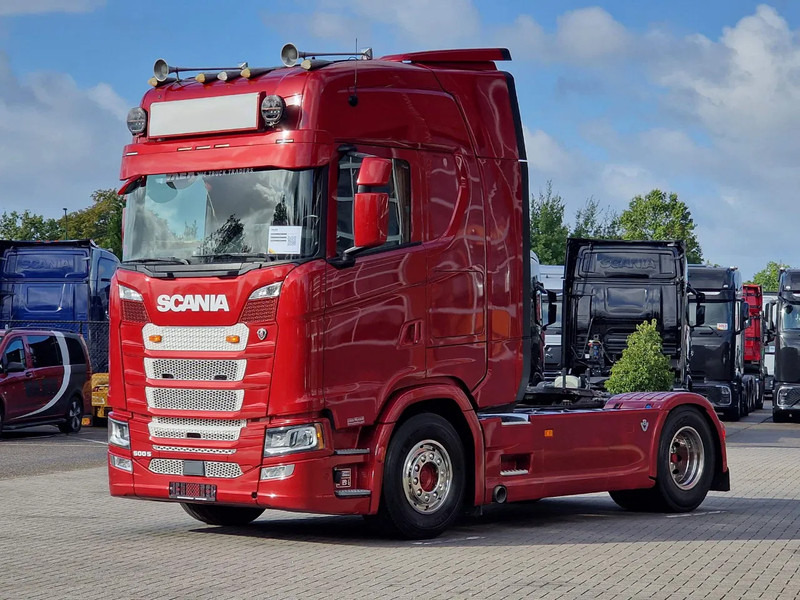Scania S500 NGS Highline 4x2 - Retarder - Night clima - Full air - Custom interior - Full spoiler - 2 tank - Vilcējs: foto 3 Scania S500 NGS Highline 4x2 - Retarder - Night clima - Full air - Custom interior - Full spoiler - 2 tank - Vilcējs: foto 3