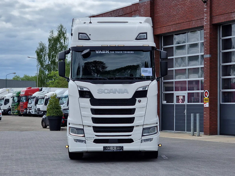 Scania S540 NGS Highline 6x4 - Retarder - Full air - Leather - Led - Fridge - TV - Vilcējs: foto 2 Scania S540 NGS Highline 6x4 - Retarder - Full air - Leather - Led - Fridge - TV - Vilcējs: foto 2