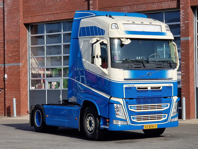 Volvo FH 13.420 4x2 - Vilcējs: foto 1 Volvo FH 13.420 4x2 - Vilcējs: foto 1