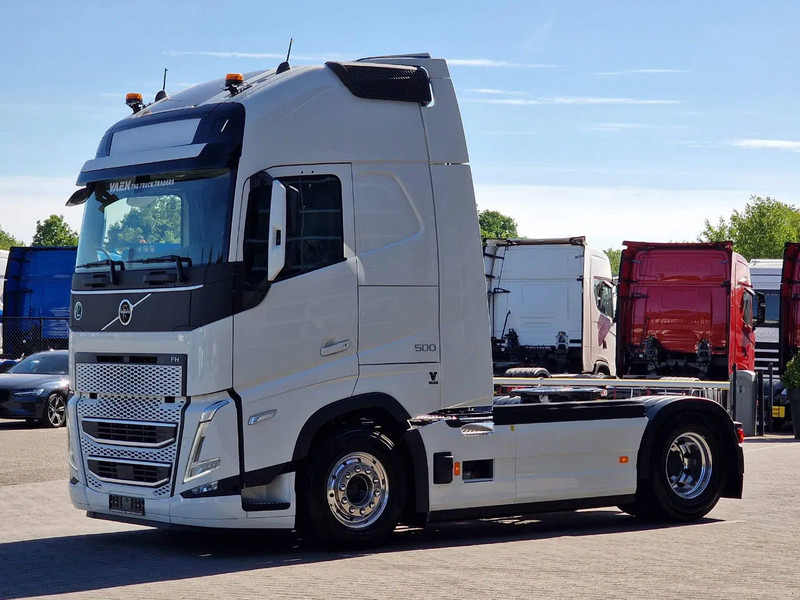 Volvo FH 13.500 Globetrotter XL 4x2 - NEW - Full spec - I parkcool - Full air - - Vilcējs: foto 3 Volvo FH 13.500 Globetrotter XL 4x2 - NEW - Full spec - I parkcool - Full air - - Vilcējs: foto 3