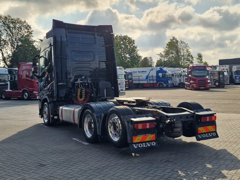 Volvo FH 13.540 Globetrotter 6x2 - Full air - VEB+ - Led - Vilcējs: foto 5 Volvo FH 13.540 Globetrotter 6x2 - Full air - VEB+ - Led - Vilcējs: foto 5