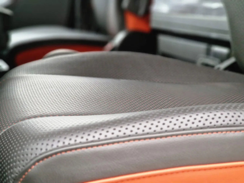 Jaunā Vilcējs Volvo FH 16 780 Aero Globetrotter XL 4x2 - NEW - Full spec - Retarder - Full air - 2x tank: foto 11