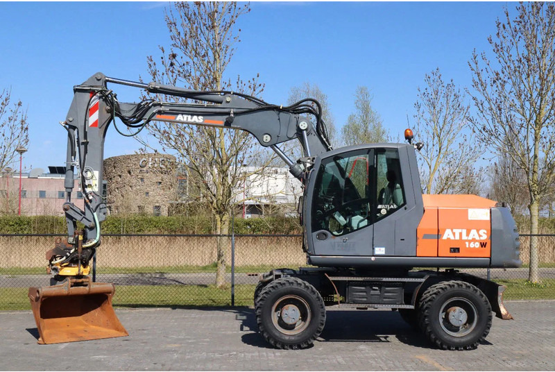 Atlas 160W | ENGCON | BUCKET | DOZERBLADE | 2-PIECE BOOM - Riteņu ekskavators: foto 1 Atlas 160W | ENGCON | BUCKET | DOZERBLADE | 2-PIECE BOOM - Riteņu ekskavators: foto 1