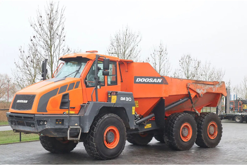 Doosan DA 30 | TAILGATE | AIRCO | GOOD CONDITION - Artikulētias pašizgāzējs: foto 2 Doosan DA 30 | TAILGATE | AIRCO | GOOD CONDITION - Artikulētias pašizgāzējs: foto 2