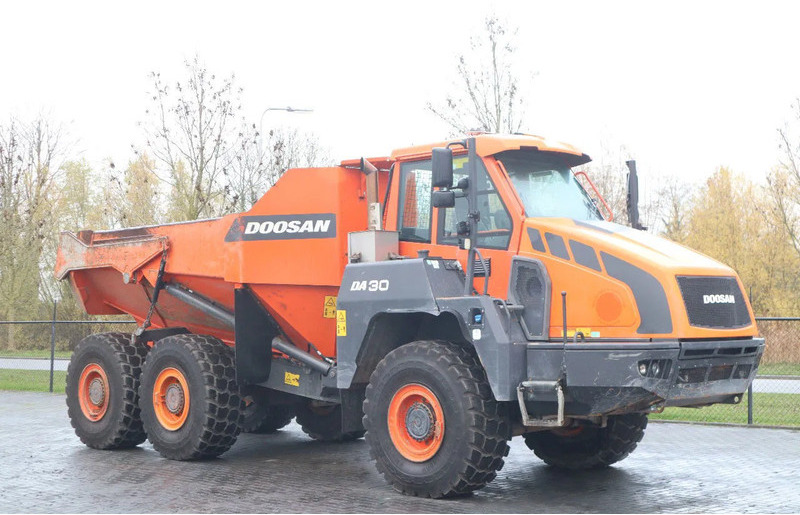 Doosan DA 30 | TAILGATE | AIRCO | GOOD CONDITION - Artikulētias pašizgāzējs: foto 5 Doosan DA 30 | TAILGATE | AIRCO | GOOD CONDITION - Artikulētias pašizgāzējs: foto 5