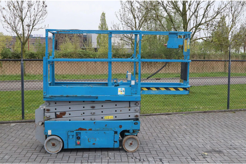 Genie GS-1932 | 7.8 METER | 227 KG - Šķērveida pacēlājs: foto 4 Genie GS-1932 | 7.8 METER | 227 KG - Šķērveida pacēlājs: foto 4