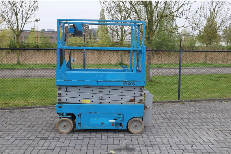 Genie GS-1932 | 7.8 METER | 227 KG - Šķērveida pacēlājs: foto 1 Genie GS-1932 | 7.8 METER | 227 KG - Šķērveida pacēlājs: foto 1