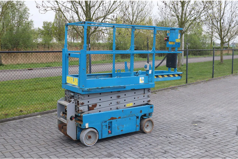 Genie GS-1932 | 7.8 METER | 227 KG - Šķērveida pacēlājs: foto 5 Genie GS-1932 | 7.8 METER | 227 KG - Šķērveida pacēlājs: foto 5