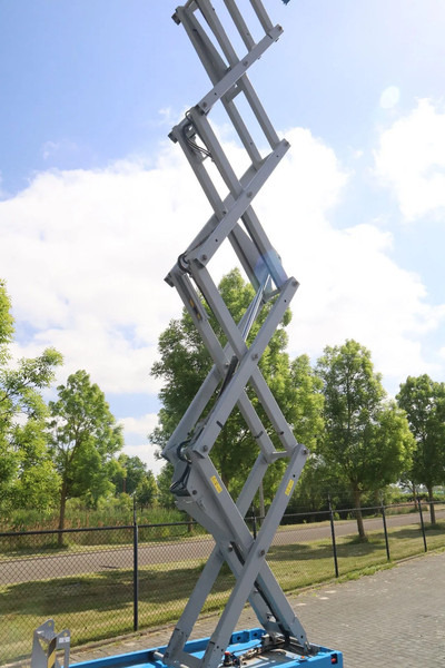 Šķērveida pacēlājs Genie GS-3246 | 12 METER | 318 KG: foto 11