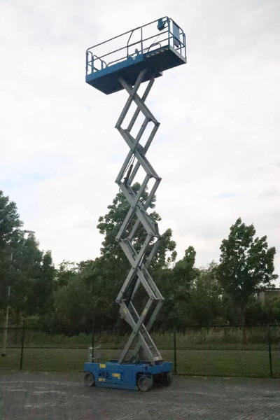 Šķērveida pacēlājs Genie GS-3246 | 12 METER | 318 KG: foto 9