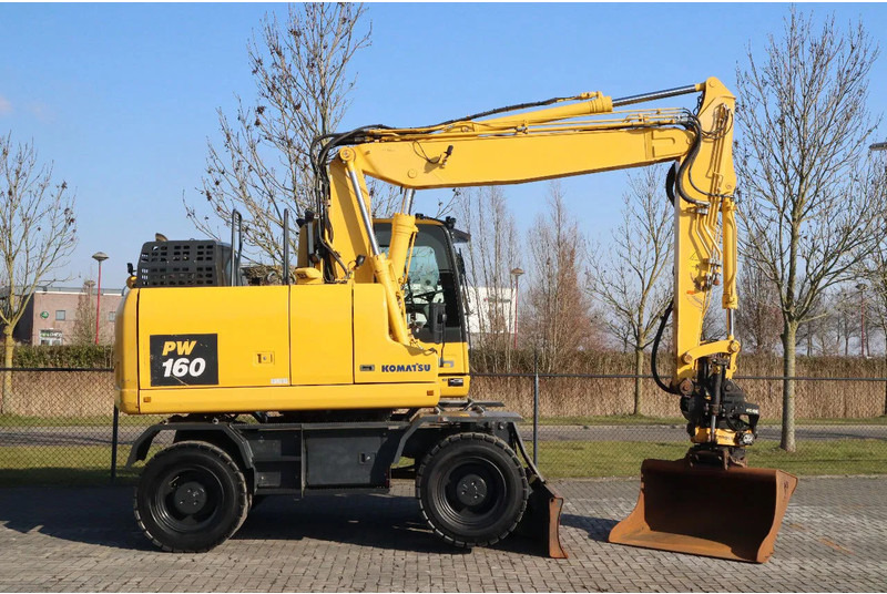 Komatsu PW160-11 | ENGCON TILTROTATOR | BUCKET | TRAILER HYDR. - Riteņu ekskavators: foto 4 Komatsu PW160-11 | ENGCON TILTROTATOR | BUCKET | TRAILER HYDR. - Riteņu ekskavators: foto 4