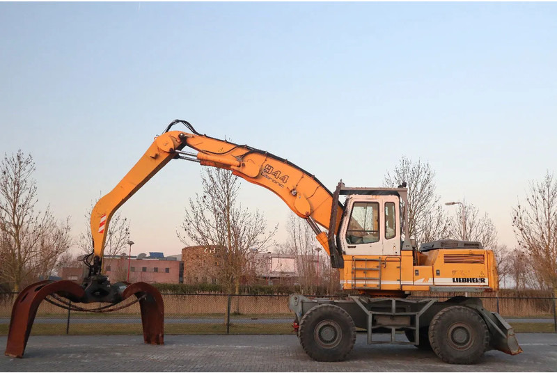 Liebherr A944 B HD | LOG GRAPPLE | HOLZGREIFER | TIMBER - Harvesters: foto 1 Liebherr A944 B HD | LOG GRAPPLE | HOLZGREIFER | TIMBER - Harvesters: foto 1
