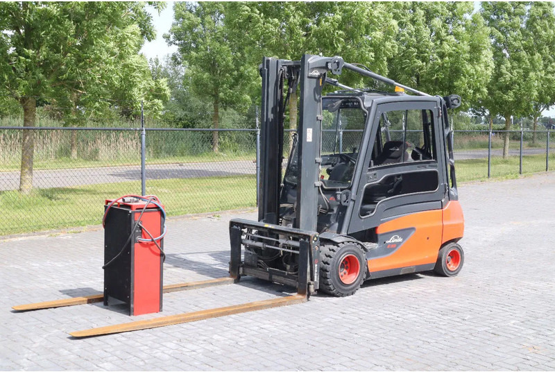 Linde E35 L-01 | DUPLEX | SIDESHIFT | POSITIONERS | LOW HOURS - Elektroiekrāvējs: foto 2 Linde E35 L-01 | DUPLEX | SIDESHIFT | POSITIONERS | LOW HOURS - Elektroiekrāvējs: foto 2