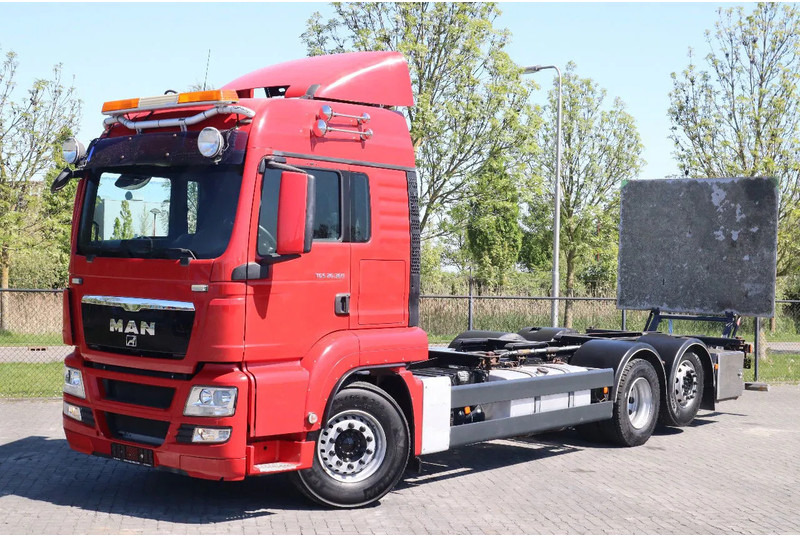 MAN TGS 26.360 | 6X2 | BDF | ONLY 80.000 KM! | EURO 5 - Šasija kravas automašīna: foto 1 MAN TGS 26.360 | 6X2 | BDF | ONLY 80.000 KM! | EURO 5 - Šasija kravas automašīna: foto 1