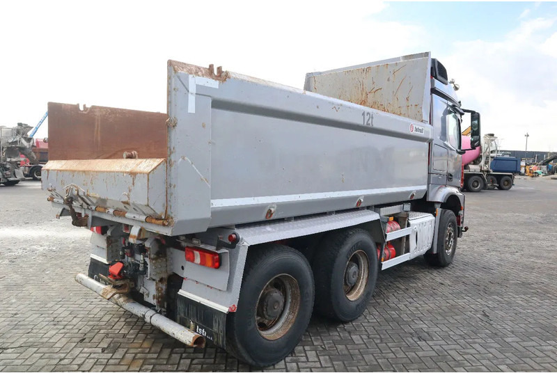 Mercedes-Benz Arocs 2658 2858 | 6X4 EURO 6 BIG AXLES | RETARDER | ENGINE PROBLEM - Kravas automašīna pašizgāzējs: foto 5 Mercedes-Benz Arocs 2658 2858 | 6X4 EURO 6 BIG AXLES | RETARDER | ENGINE PROBLEM - Kravas automašīna pašizgāzējs: foto 5