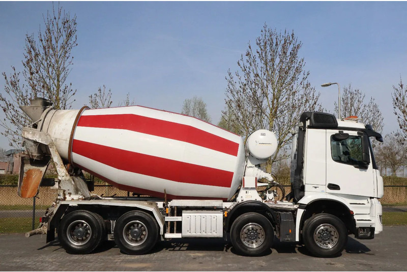 Mercedes-Benz Arocs 3251 | 8X4 | INTERMIX 10M3 | BIG AXLES | EURO 6 - Betonvedējs: foto 4 Mercedes-Benz Arocs 3251 | 8X4 | INTERMIX 10M3 | BIG AXLES | EURO 6 - Betonvedējs: foto 4