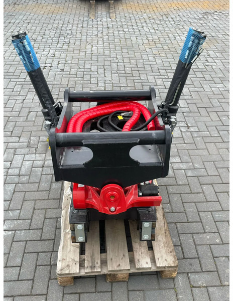 ROTOTILT R8 | S80 | FULL SET | JOYSTICKS | NEW / UNUSED | ICS | LHV | ILS | SC - Tiltrotators - Celtniecības tehnika: foto 5 ROTOTILT R8 | S80 | FULL SET | JOYSTICKS | NEW / UNUSED | ICS | LHV | ILS | SC - Tiltrotators - Celtniecības tehnika: foto 5