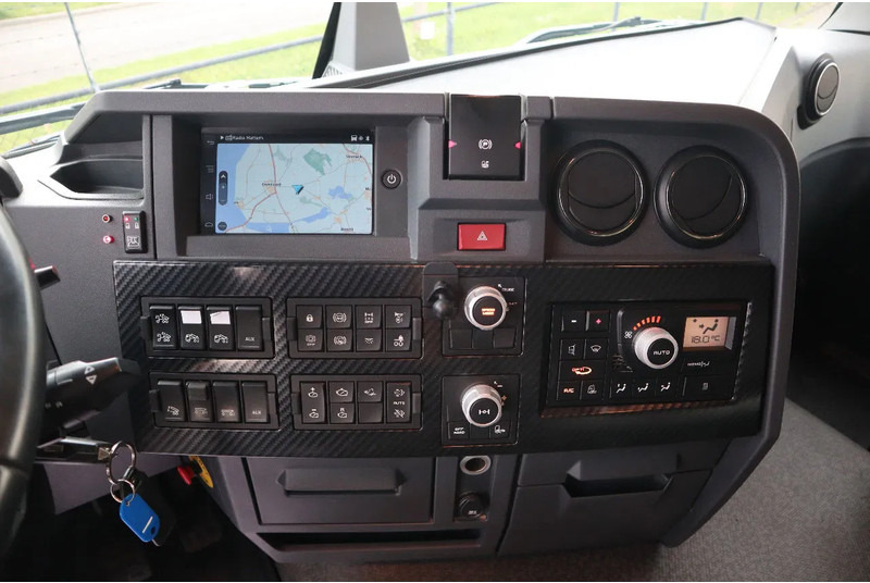 Kravas automašīna pašizgāzējs Renault C520 | 8X4 | RETARDER | BIG AXLES | 154.000 KM | EURO 6: foto 18