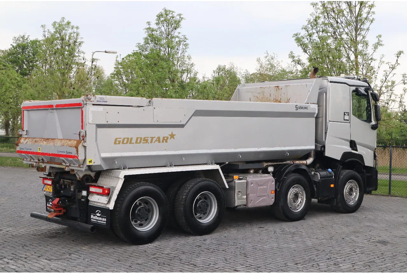 Renault C520 | 8X4 | RETARDER | BIG AXLES | 154.000 KM | EURO 6 - Kravas automašīna pašizgāzējs: foto 5 Renault C520 | 8X4 | RETARDER | BIG AXLES | 154.000 KM | EURO 6 - Kravas automašīna pašizgāzējs: foto 5