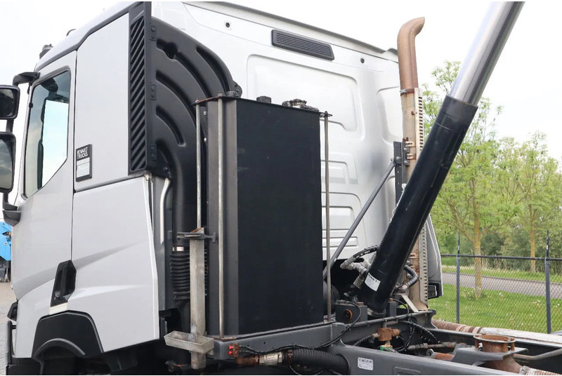 Kravas automašīna pašizgāzējs Renault C520 | 8X4 | RETARDER | BIG AXLES | 154.000 KM | EURO 6: foto 14