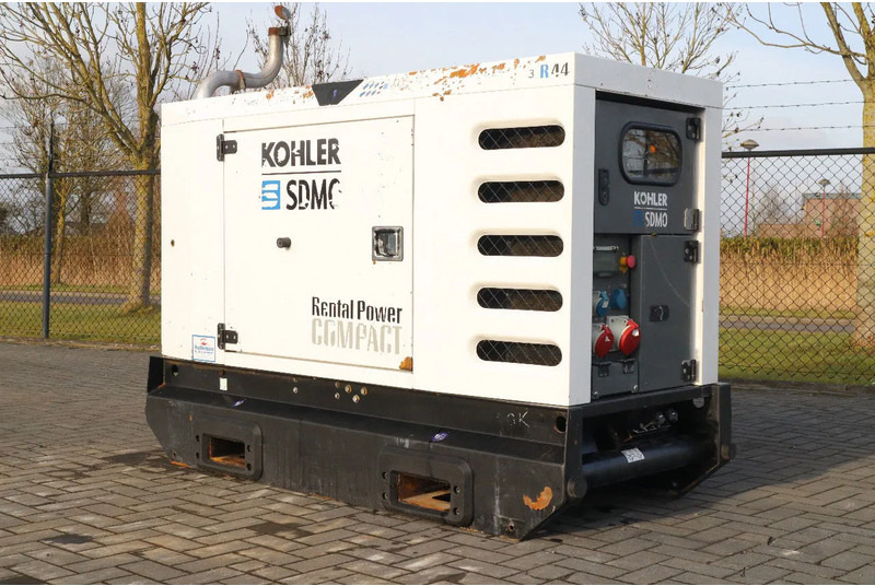 SDMO R44C3 | 44 KVA | GOOD WORKING - Elektroģenerators: foto 2 SDMO R44C3 | 44 KVA | GOOD WORKING - Elektroģenerators: foto 2