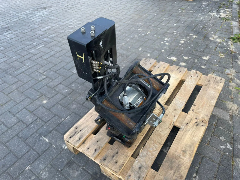 STEELWRIST X06 S40 | TILT ROTATOR | VLS | FPL | FF | NEW / UNUSED - Tiltrotators - Celtniecības tehnika: foto 4 STEELWRIST X06 S40 | TILT ROTATOR | VLS | FPL | FF | NEW / UNUSED - Tiltrotators - Celtniecības tehnika: foto 4