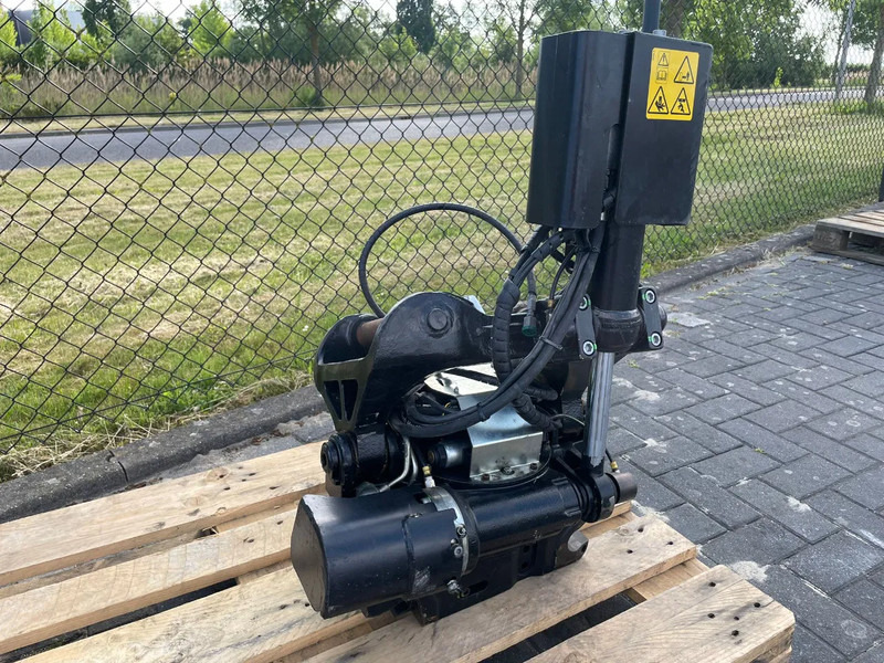 STEELWRIST X06 S40 | TILT ROTATOR | VLS | FPL | FF | NEW / UNUSED - Tiltrotators - Celtniecības tehnika: foto 3 STEELWRIST X06 S40 | TILT ROTATOR | VLS | FPL | FF | NEW / UNUSED - Tiltrotators - Celtniecības tehnika: foto 3