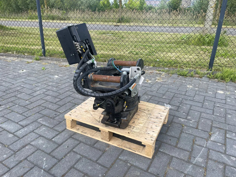 STEELWRIST X06 S40 | TILT ROTATOR | VLS | FPL | RF | NEW / UNUSED - Tiltrotators - Celtniecības tehnika: foto 1 STEELWRIST X06 S40 | TILT ROTATOR | VLS | FPL | RF | NEW / UNUSED - Tiltrotators - Celtniecības tehnika: foto 1